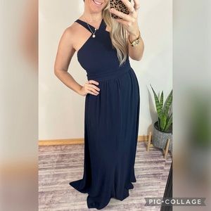 Lulus navy formal gown / maxi dress size medium.